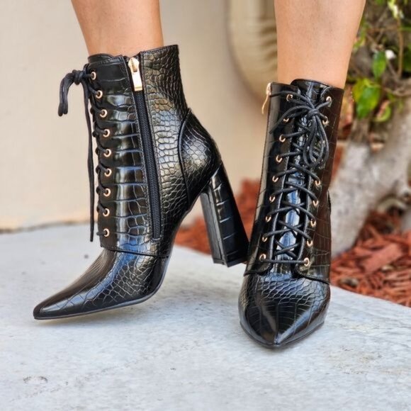 Shoes - Women's Pointed Toe Chunky High Heel Lace Up Boots Black Color